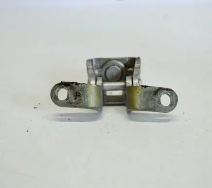 Skoda Octavia Mk2 (1Z) Tailgate/trunk/boot hinge 1Z5821302D