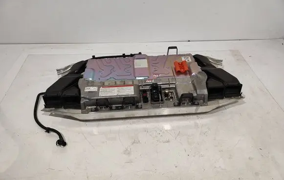 Audi Q5 SQ5 Hybrid / electric car battery 8R0915591