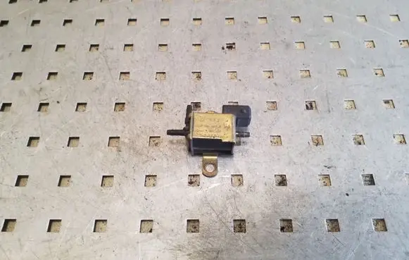 Audi A2 Vacuum valve 028906283F 72189500
