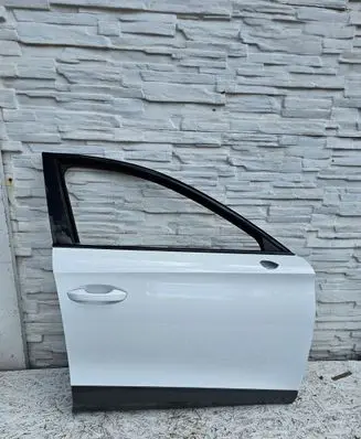 Cupra Formentor Front door