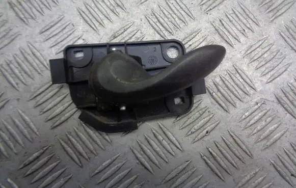 Fiat Punto (188) Front door interior handle 