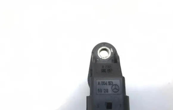 Mercedes-Benz C W203 Camshaft position sensor A0041536928