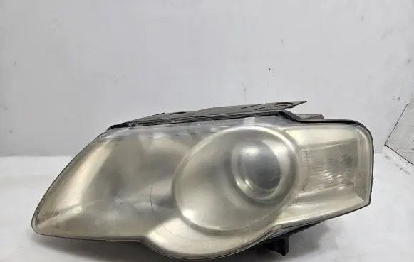 Volkswagen PASSAT B6 Headlight/headlamp 1EL24701411