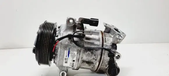 Nissan Qashqai J12 Air conditioning (A/C) compressor (pump) 926006UB0A