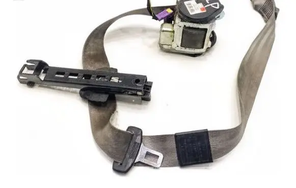 Audi A4 S4 B7 8E 8H Front seatbelt 8E0857705F