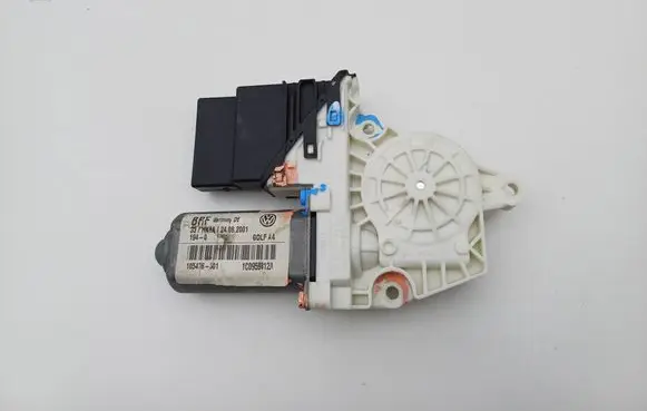 Volkswagen Bora Rear door window regulator motor 1C0959812A 105407301