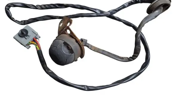 Volvo S60 Tow bar electric socket 8637817