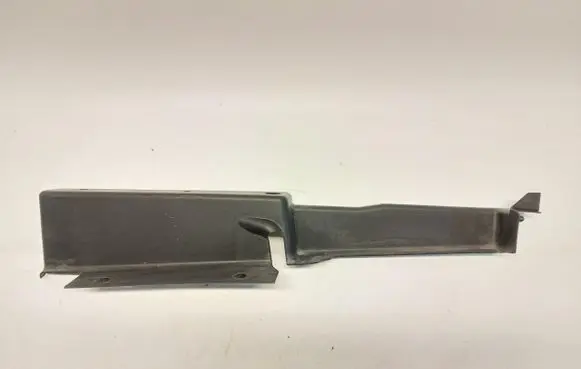 Volvo XC40 Fender end trim 31651853JLK01