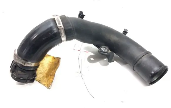 Intercooler hose/pipe