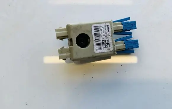 BMW 5 F10 F11 Antenna control unit 911826106 21367510