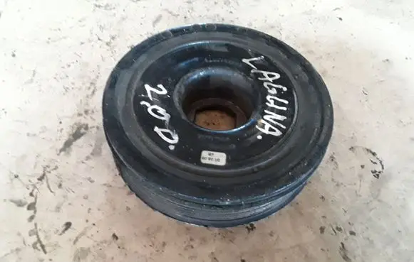 Renault Laguna III Crankshaft pulley 8200767762