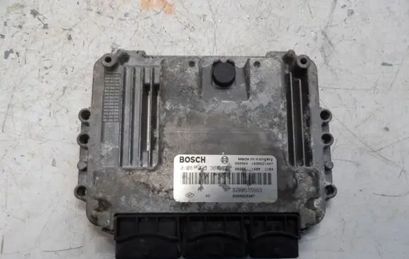 Renault Master II Engine control unit/module 0281013364 8200635663 8200833387