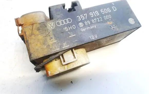 Coolant fan relay