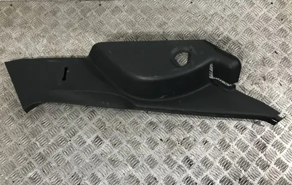 Toyota Auris 150 (C) pillar trim 6255102080B0 6255102080