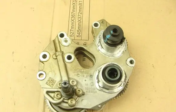 Audi RS6 Oil pump 079109360R
