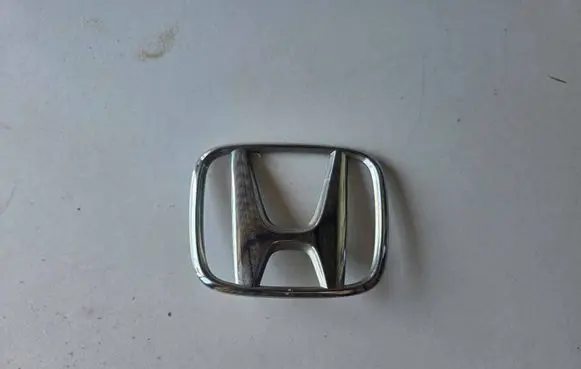 Honda Accord Manufacturers badge/model letters 75701SEA0000