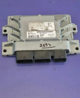 Ford Focus Engine control unit/module S180127006 BV6112A650BF