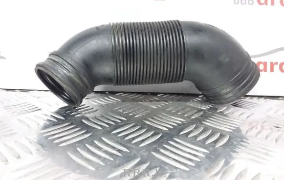 Ford Galaxy Turbo air intake inlet pipe/hose 7M3129627C