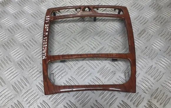 Mercedes-Benz C W203 Panel trim A2036802539