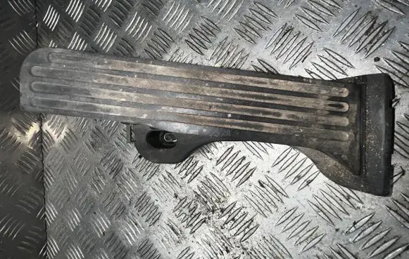 Volkswagen Jetta V Accelerator throttle pedal 1K1721503L 6PV00860000