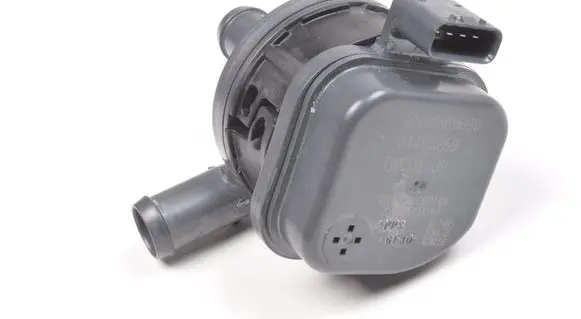 Volvo XC40 Water pump 31493259