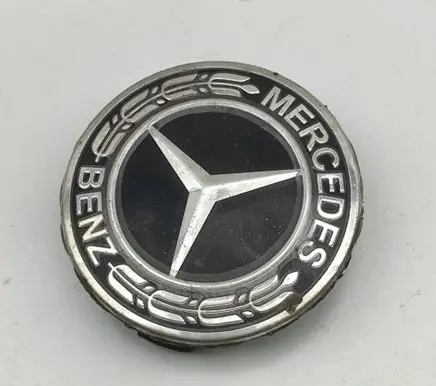 Mercedes-Benz E C207 W207 R20 wheel hub/cap/trim A1714000025
