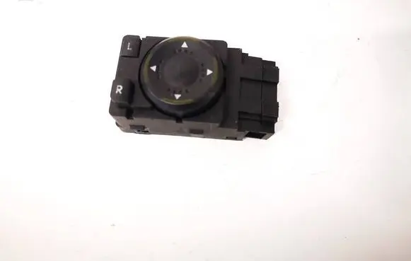 Volkswagen PASSAT B5 Wing mirror switch 3B1959565B