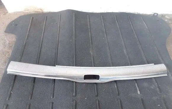Volkswagen PASSAT B5 Trunk/boot sill cover protection 3B9863459G