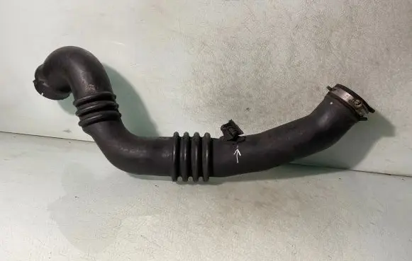 Ford Focus Intercooler hose/pipe 3m516c646y 6652a