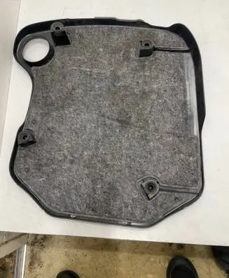 BMW 5 F10 F11 Engine cover (trim) 7800350