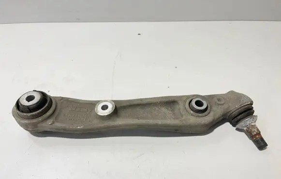 BMW 7 G70 Front lower control arm/wishbone 6898554