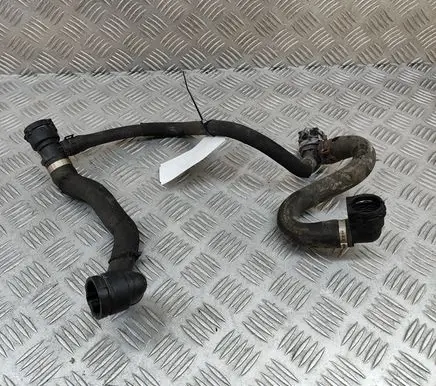 Mercedes-Benz E W213 Engine coolant pipe/hose A2135010202