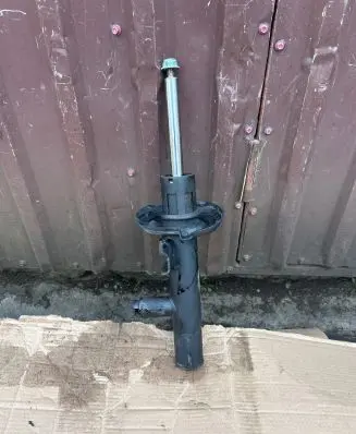 Volkswagen Golf VII Front shock absorber/damper 5Q0413031FL 2002183 E4630806