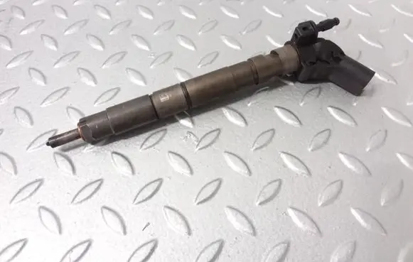 Audi A6 S6 C6 4F Fuel injector 059130277AC 0445115039