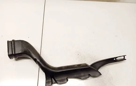 Ford Focus Cabin air duct channel 3M5118C299AC