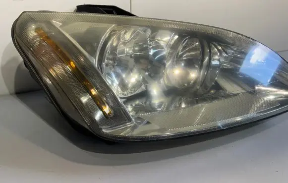 Ford Focus C-MAX Headlight/headlamp 3M5113006AH 1EE27060001