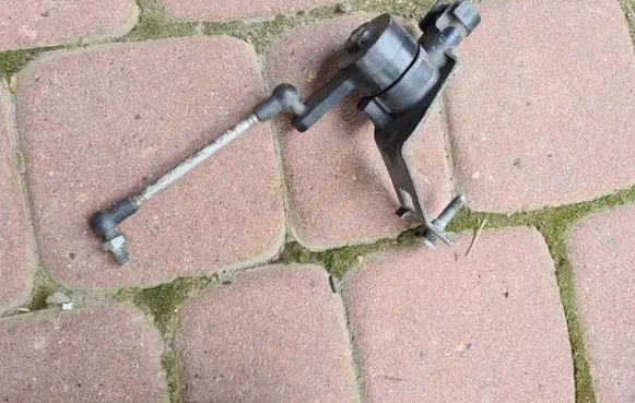 Opel Insignia B Rear air suspension level height sensor 