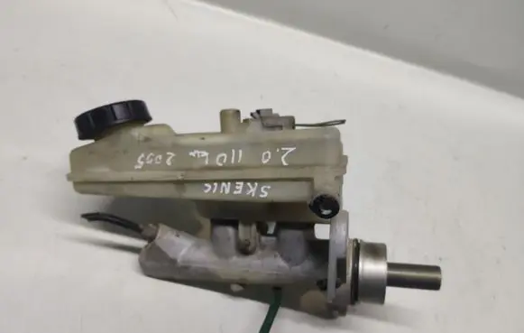Renault Scenic II - Grand scenic II Master brake cylinder