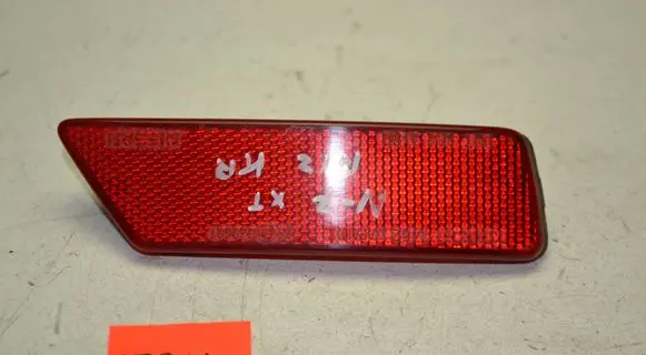 Nissan X-Trail T30 Rear tail light reflector 7482
