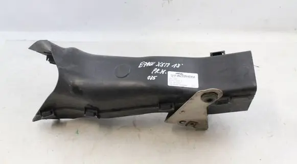 BMW X5M E70 Intercooler air channel guide 7205943 51717205943