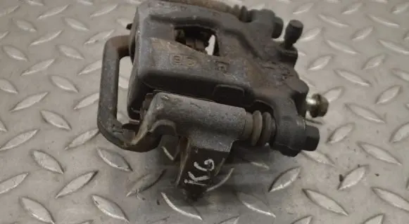 Nissan Pulsar Rear brake caliper