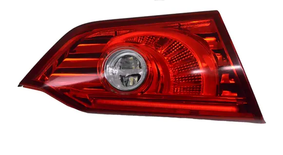 Infiniti Q50 Tailgate rear/tail lights