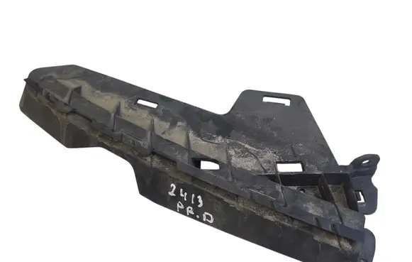 Volvo V70 Front bumper mounting bracket 30796388