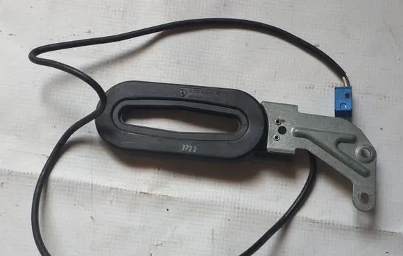 Interior comfort aerial antenna