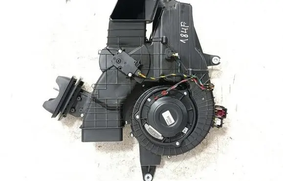 Mercedes-Benz GLS X167 Interior heater climate box assembly housing A1678302704