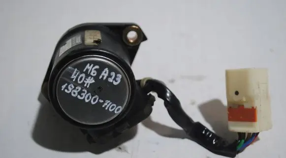 Mazda 626 Accelerator throttle pedal 1983007100