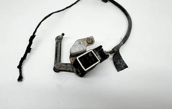 BMW 5 E60 E61 Headlight/headlamp level sensor 6784700 060410