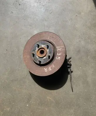 Hyundai ix35 Front wheel hub