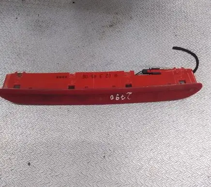 Volkswagen PASSAT B6 Third/center stoplight 1K6945097B