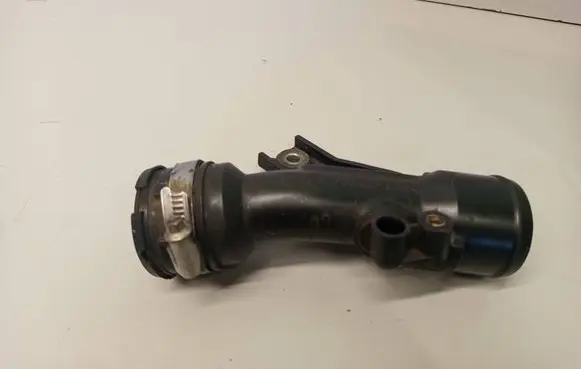 Nissan Qashqai Air intake hose/pipe 